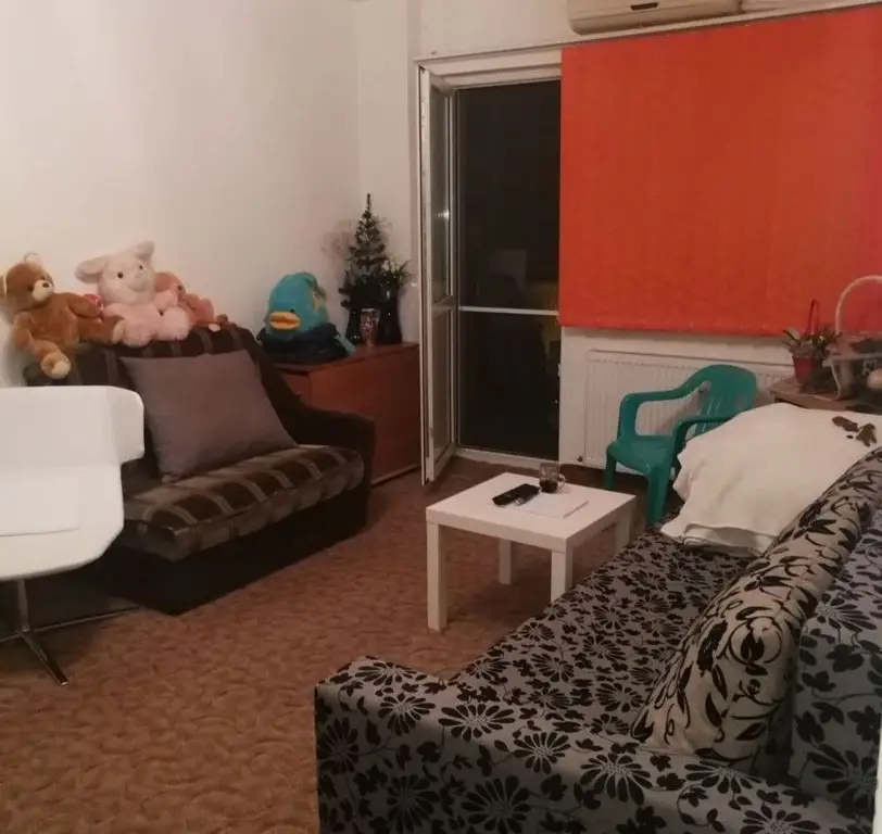 Particular vand Apartament 4 camere