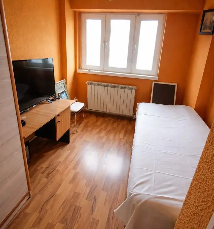 De vanzare apartament cu 2 camere Mazepa 2, 62.000 euro