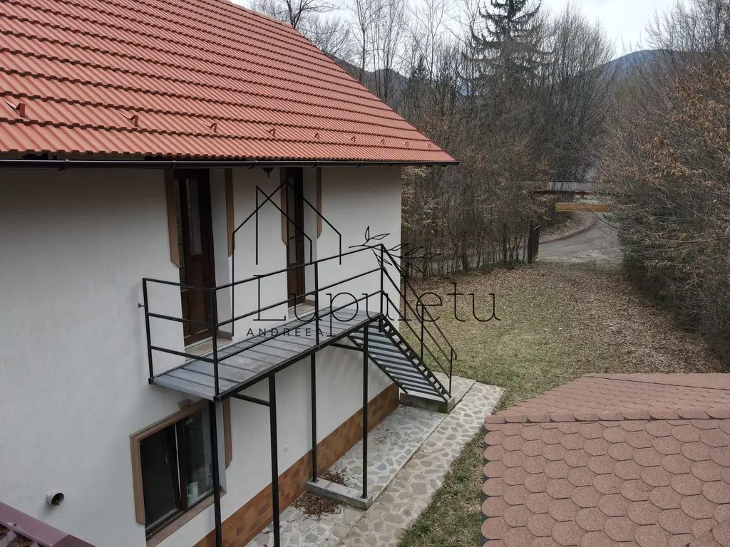 Casa de Vacanta | 120 MPU | Valea Avrigului