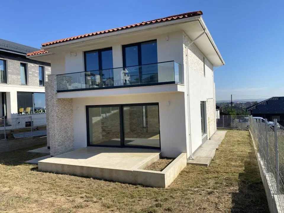Vila premium, proiect exclusivist,  140 mp utili, Valea Adâncă - Iaşi