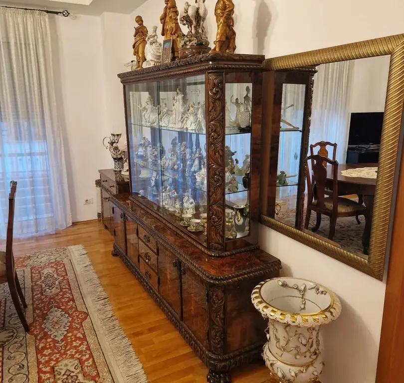 Ag BRASADAS închiriază ap 2 cam 86mp Etaj 2/3 zona ROMANA.