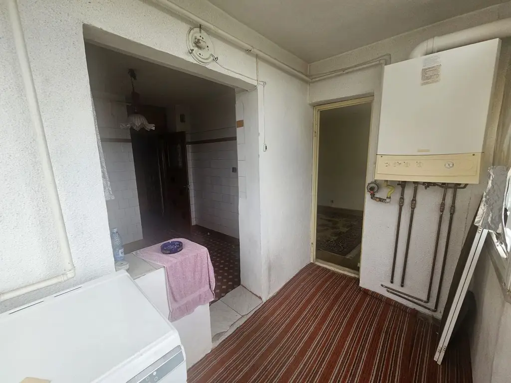 Apartament spațios 3 camere, 2 băi și 2 balcoane – Craiovei, Gh. Doja