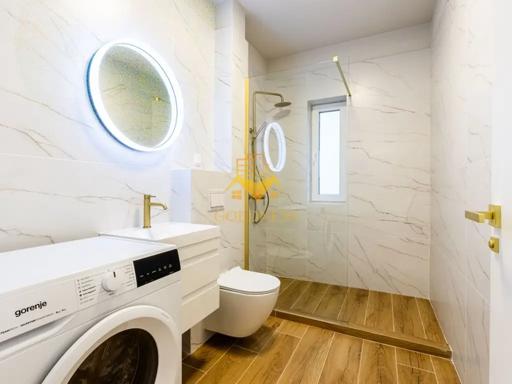 2 camere, modern, bloc nou, garaj,Europa zona Complex Luminia,Moldovan