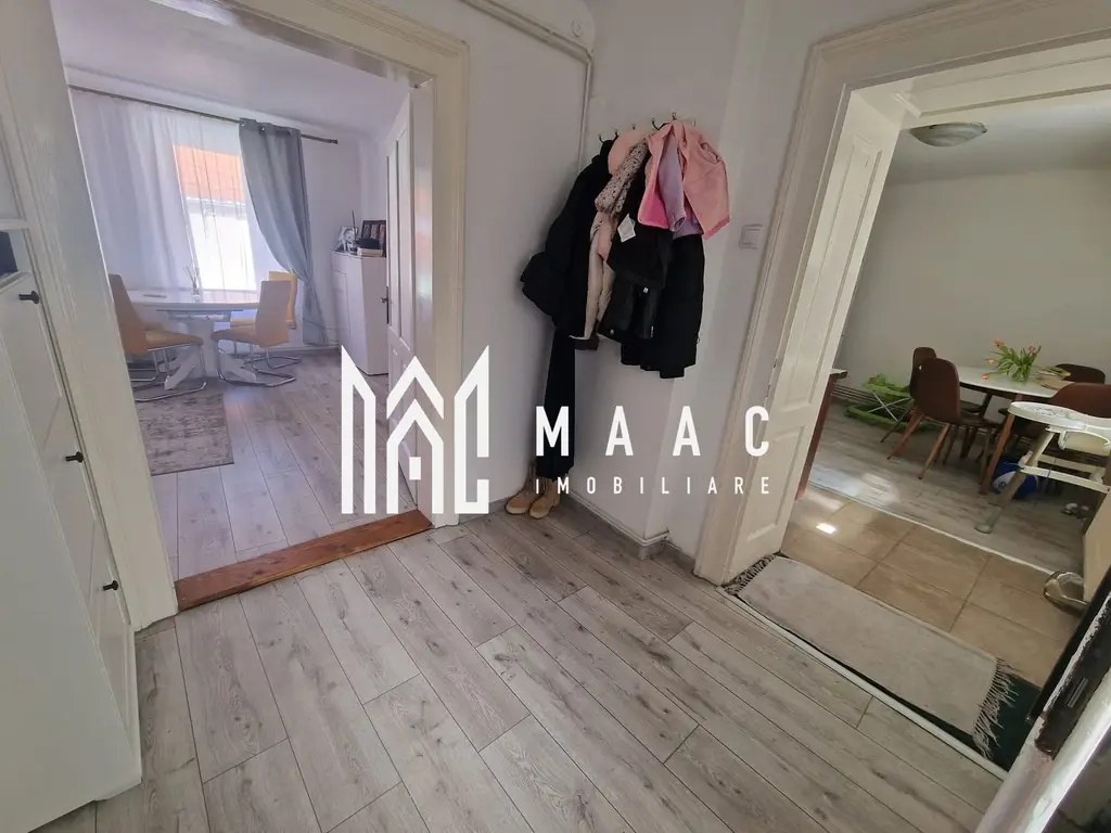 Apartament 3 camere curte privata zona Centrala