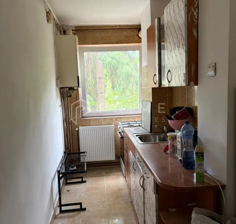 Apartament cu 3 camere, etaj 2 – Zona Dâmbul Pietros