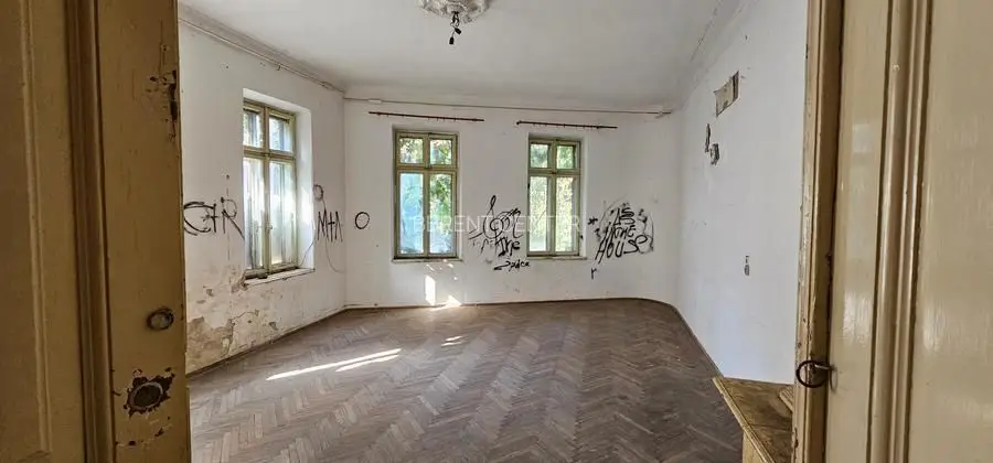 Proprietate exceptionala - Armeneasca