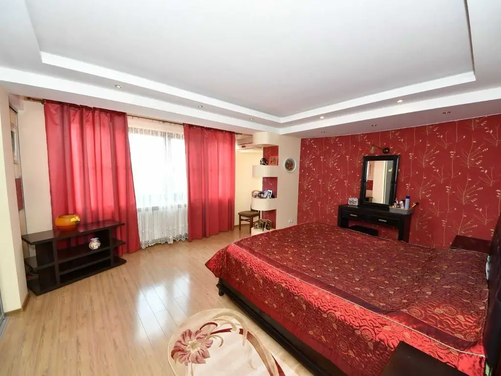 Casa de vanzare – zona Arcasilor, Galati - 280 mp utili - 275000 euro