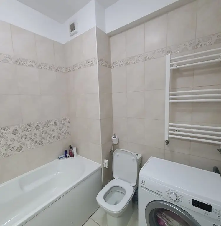 Ag BRASADAS închiriază ap 2 cam Tineretului Carol City Parc.