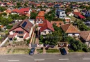 Vilă cu 6 camere în zona rezidențială - Poltura