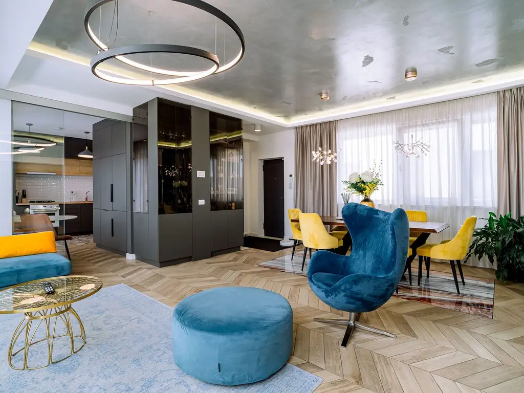 Penthouse 4 camere, ultracentral, Oradea. 800 000 E. Comision 0