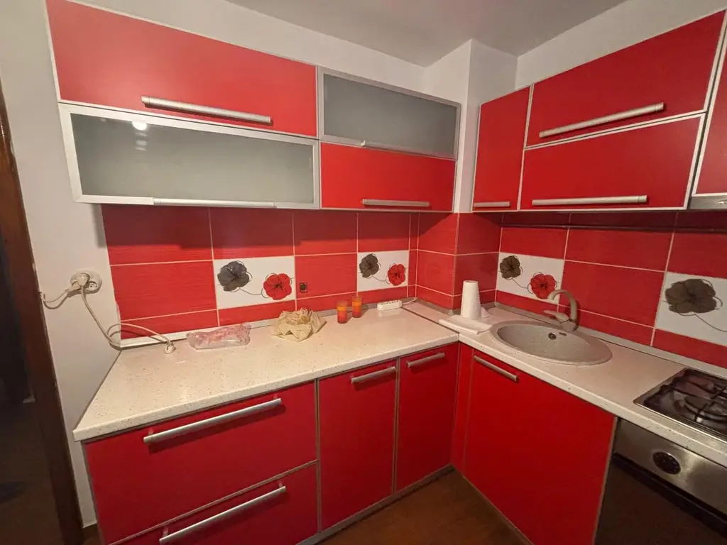 Apartament 3 camere, etaj 2 - Mobilat si utilat, S-uri, Nae Leonard