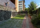 Apartament 3 camere, curte, boxa, parcare, Sub Cetate