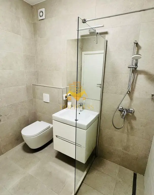 1 camera studio, Marasti, The Office, Record Park, 21 dec. Lidl