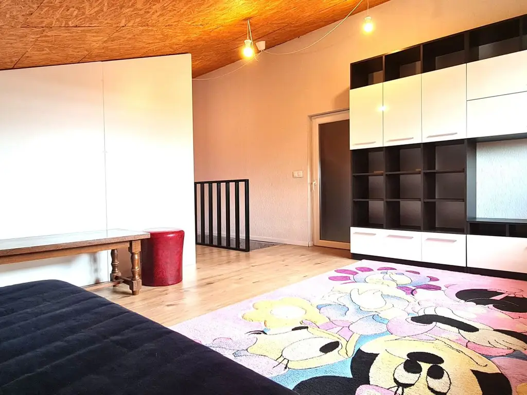 Casa semimobilata semiutilata modern cartier Izvor Tarlungeni Brasov