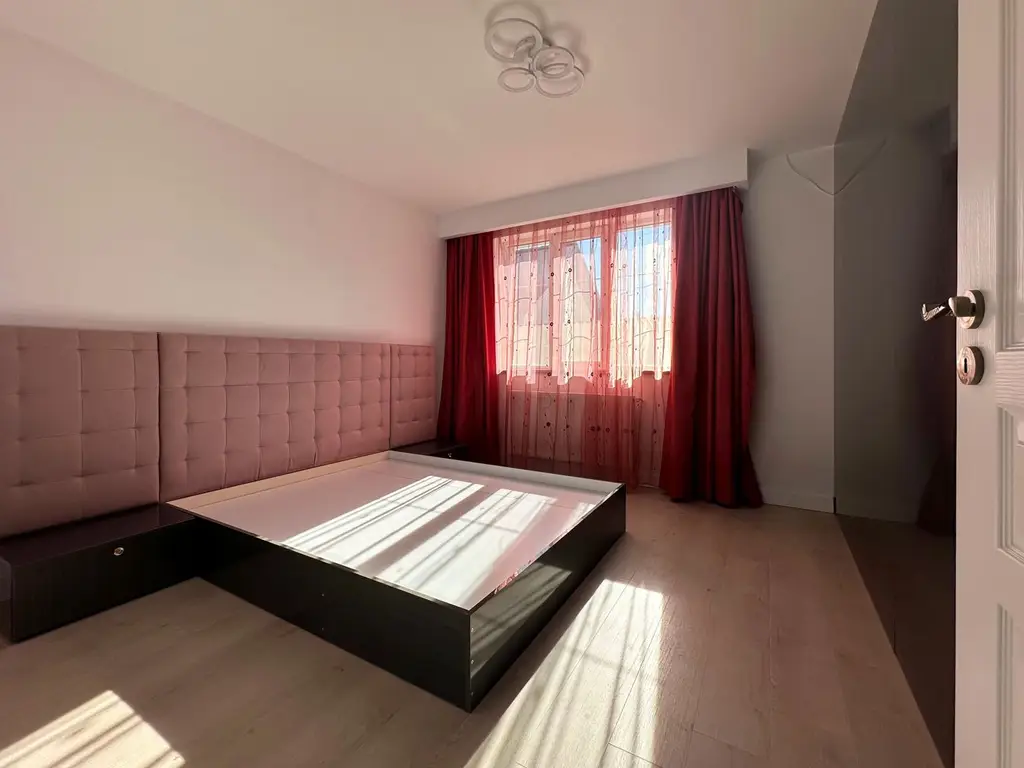 Vânzare casă 5 camere nouă elegantă și spațioasă în Hărman