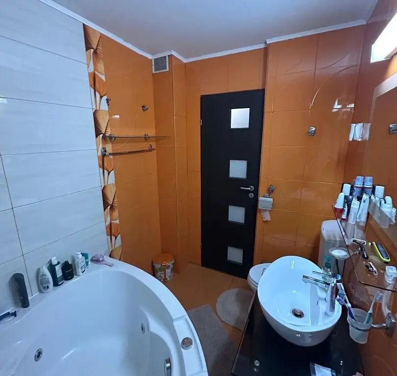 Rahova Str Doina apartament 2 camere mobilate si centrala termica