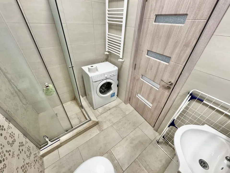 Ap. doua camere zona Militari Residence complet mobilat
