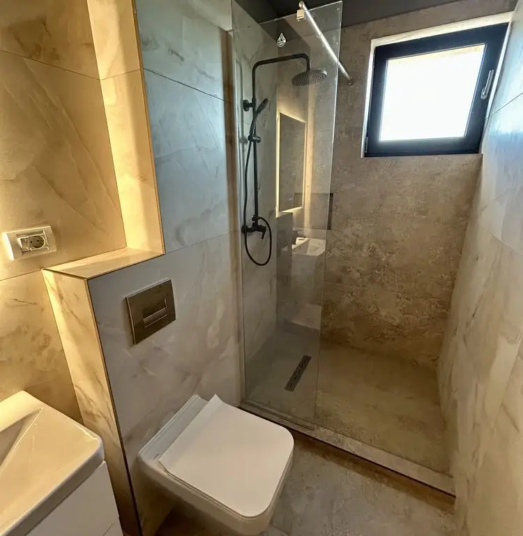 Apartament nou, sector 1. penthaus de 3 camere cu 2 bai si 3 terase
