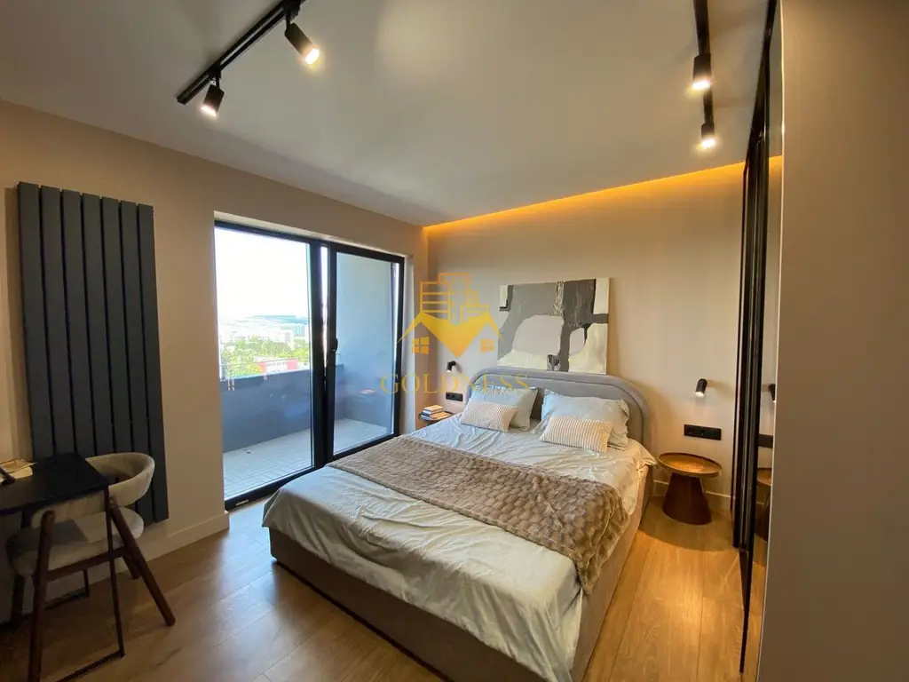 Apartament superfinisat 2 camere , zona Transylvania College!