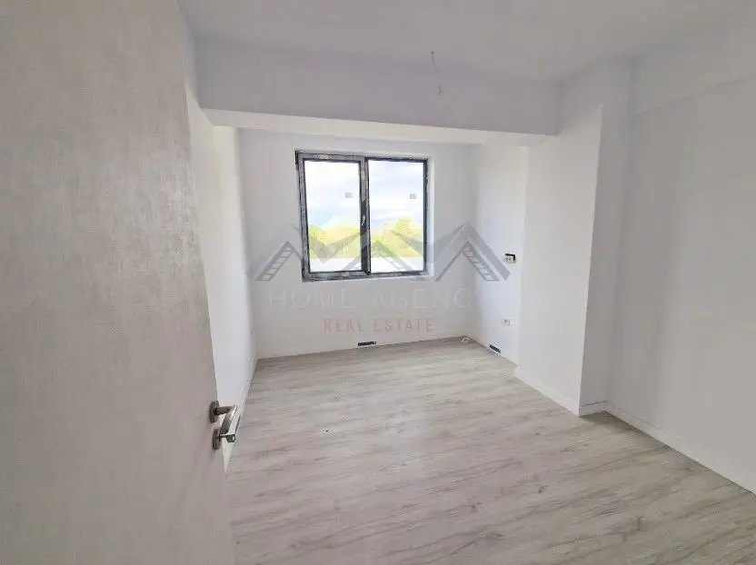 Apartament 2 camere Otopeni central | include TVA și parcare