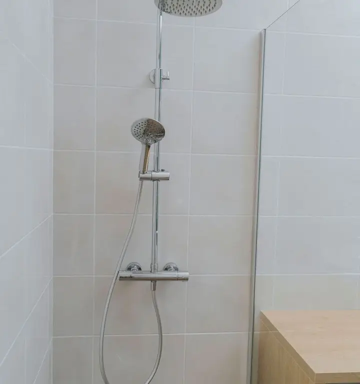 3 camere, ultracentral, Oradea. 239 000 E