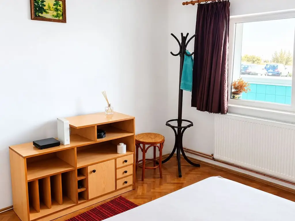 Apartament 2 camere decomandat | Parter | Centrală proprie |