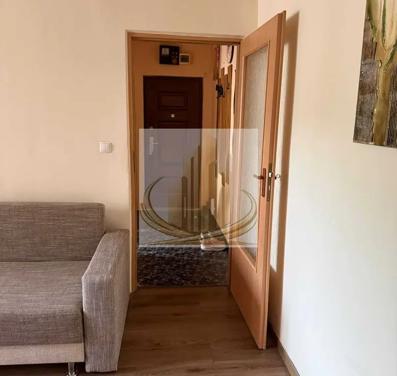 Ap 2 Cam | Etaj 1 | Renovat | Zona Complex -Sala Olimpia | Investitie