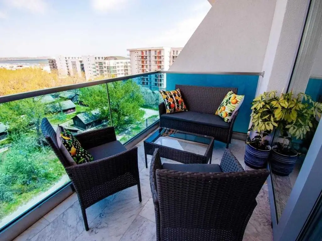 Vand apartament 2 camere cu vedere la mare Mamaia Nord