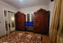 Vand apartament in vila