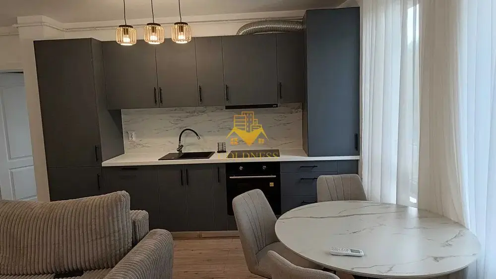 3 camere open space, Parcare,Zona Rivus Mall, Parc Armatura, Gara,Iris