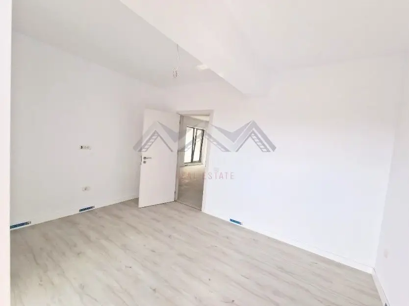 Apartament 3 camere Otopeni central | bloc nou, parcare, comision 0