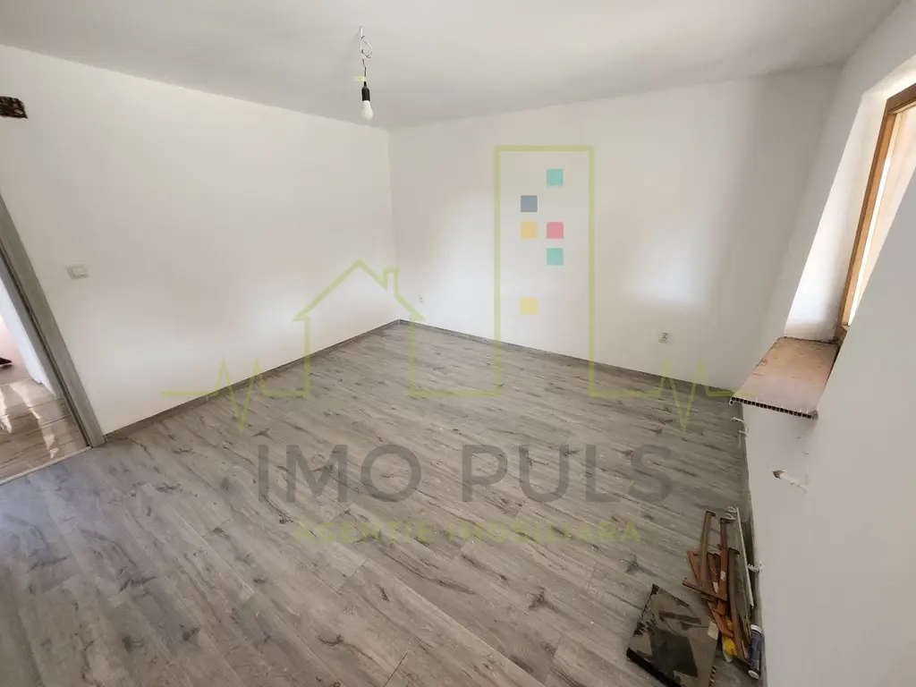 Casa individuala. Sag. Teren 604. 2 Bai. 4 Camere. Se preda la cheie.