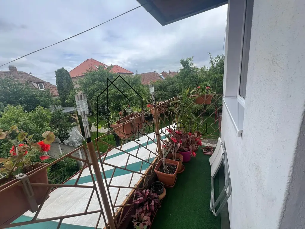 Casă de Vanzare | 200 MPU | Teren 305 MPU | Ultracentral