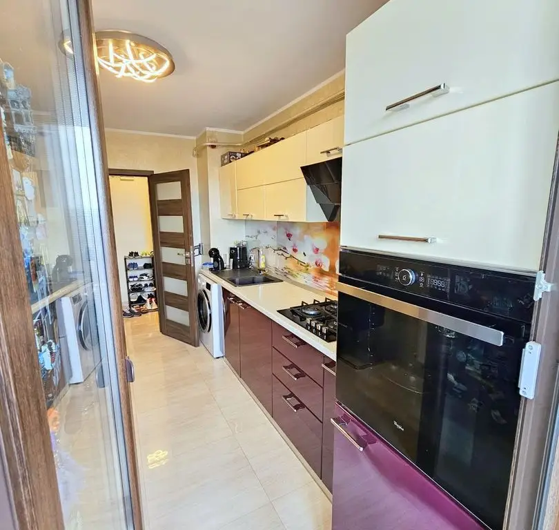 Apartament 2 camere decomandat de vânzare – Mazepa – 57 mp