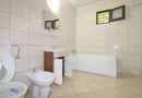 De vanzare casa cu 3 camere, zona Port, 64.000 euro