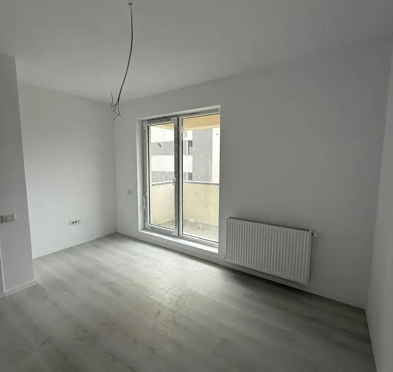 Apartament 56 mp, bloc nou, parcare inclusă, etaj 3, două balcoane, 80.000 euro TVA inclus