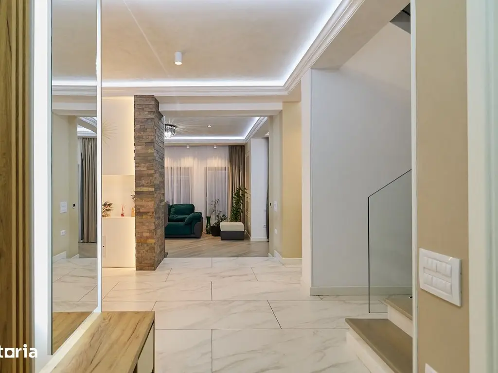 Vila cu Piscina UNICAT! Foto REALE! FINALIZAT Interior si Exterior!