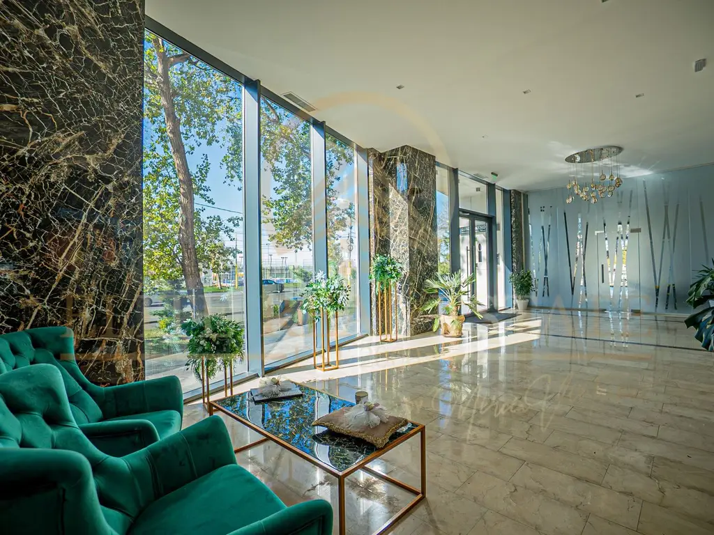 Apartament premium de vanzare în Mamaia – vedere la mare și lac