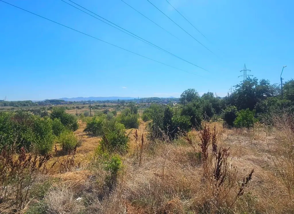 Teren intravilan 14.168 mp – pozitie excelenta la intrarea in Braila