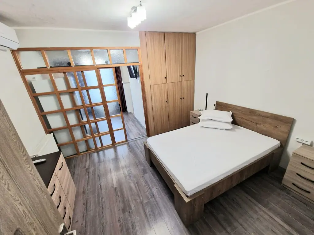 De inchiriat - apartament cu o camera, Mazepa 1 - G-uri