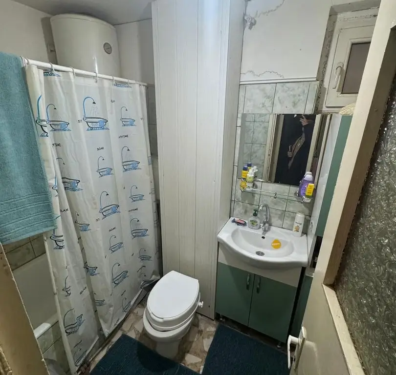 Apartament 3 camere -Centru