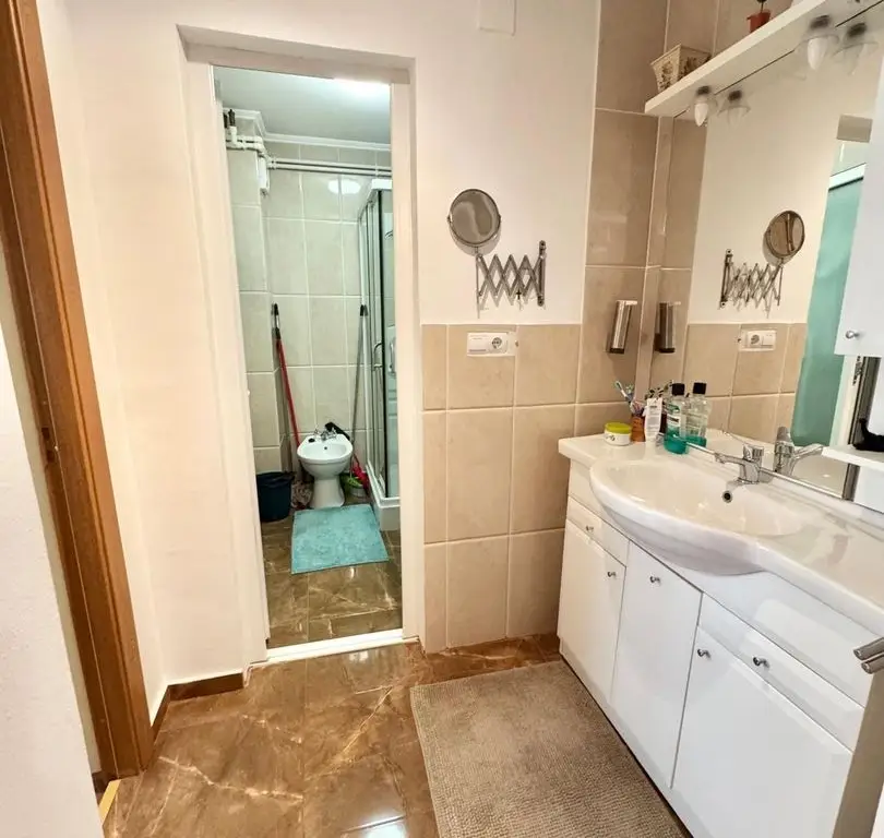 Apartament 3 camere, 64 mp, Nicolae Titulescu, etaj 4