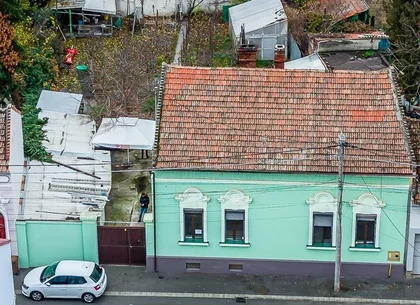 Casă în zonă liniștită, lângă Malul Mureșului cu 750 mp de teren