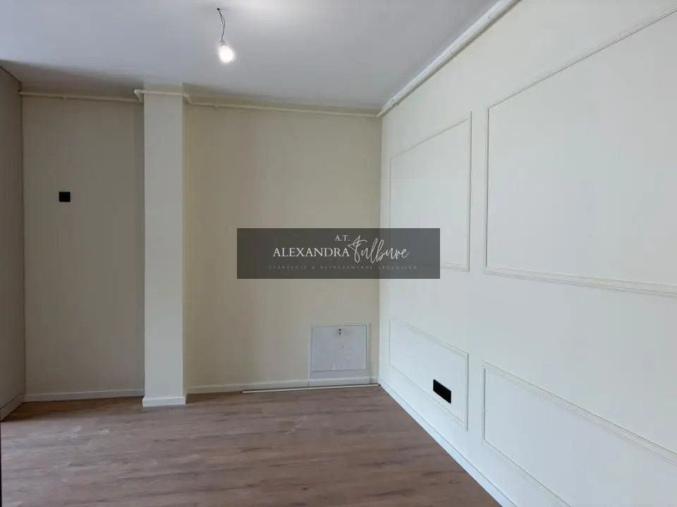 Apartament 2 camere, terasa, etaj intermediar, garaj, Eroilor
