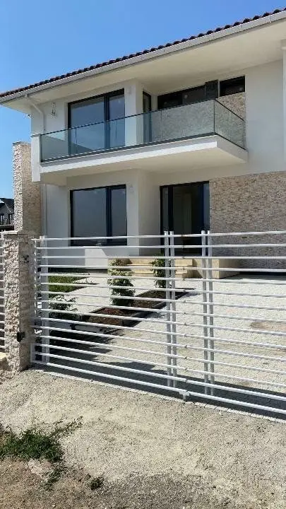 Vila premium, proiect exclusivist,  140 mp utili, Valea Adâncă - Iaşi