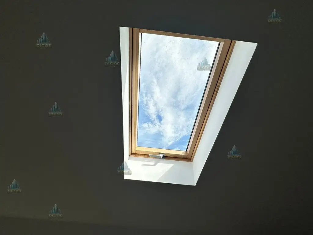 Vilă de vânzare 1500 mp teren