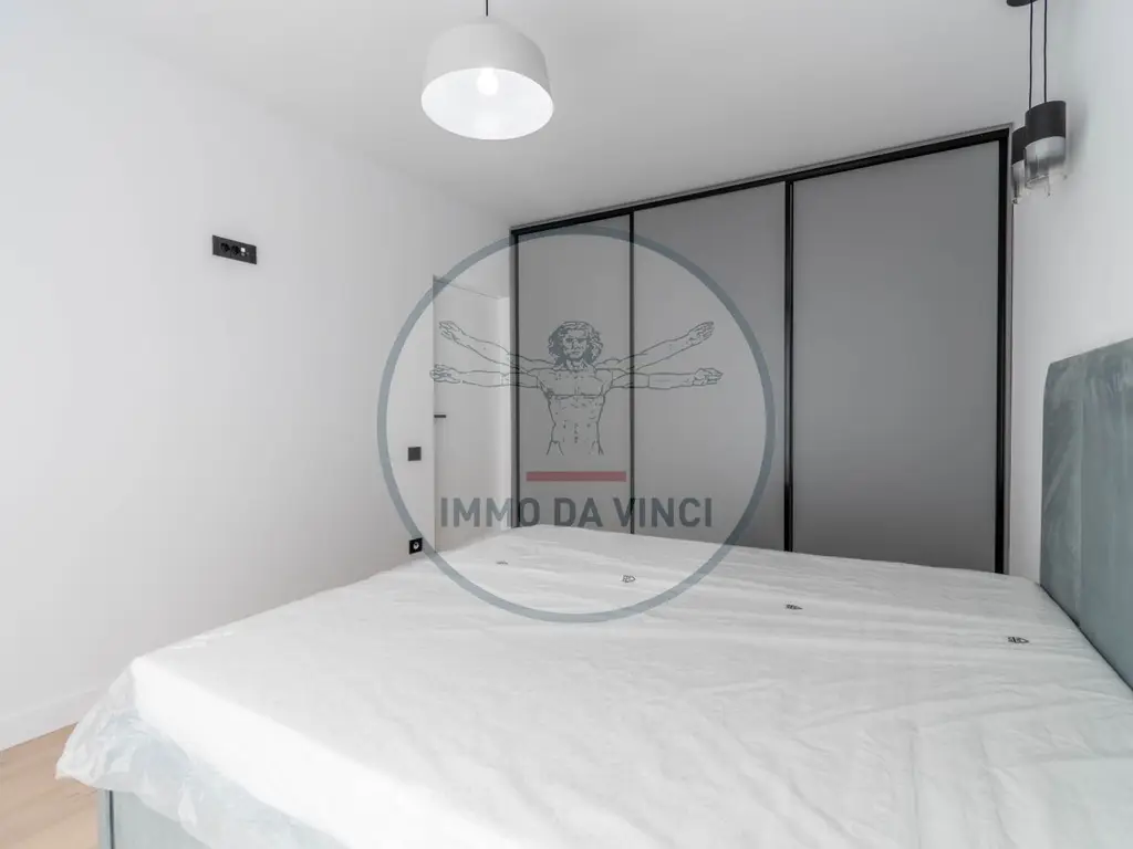 Apartament de Vanzare cu 4 Camere-135 mp și Terasa de 90 mp Marasti