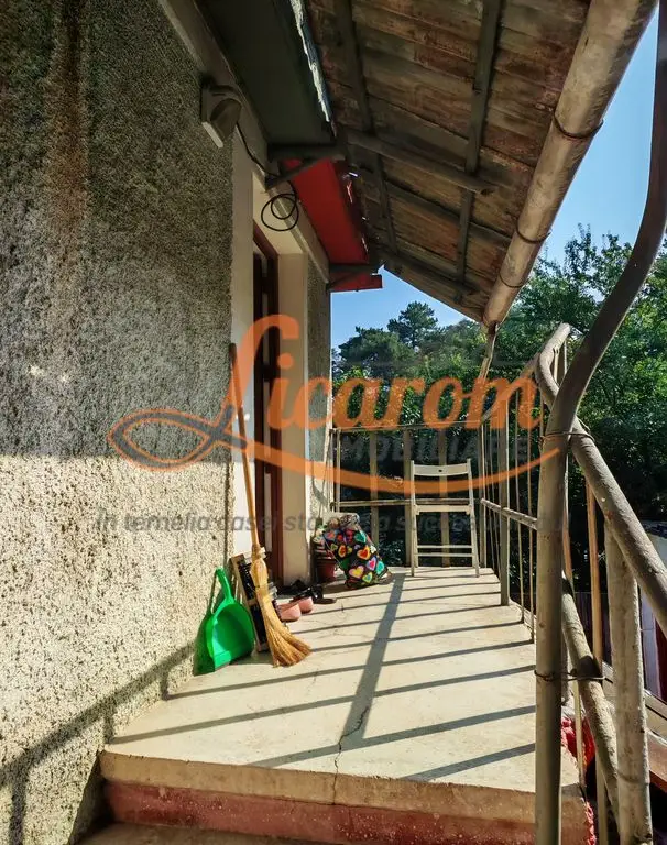 Apartament la casa + anexa gospodareasca, zona Blumana -Bartolomeu.