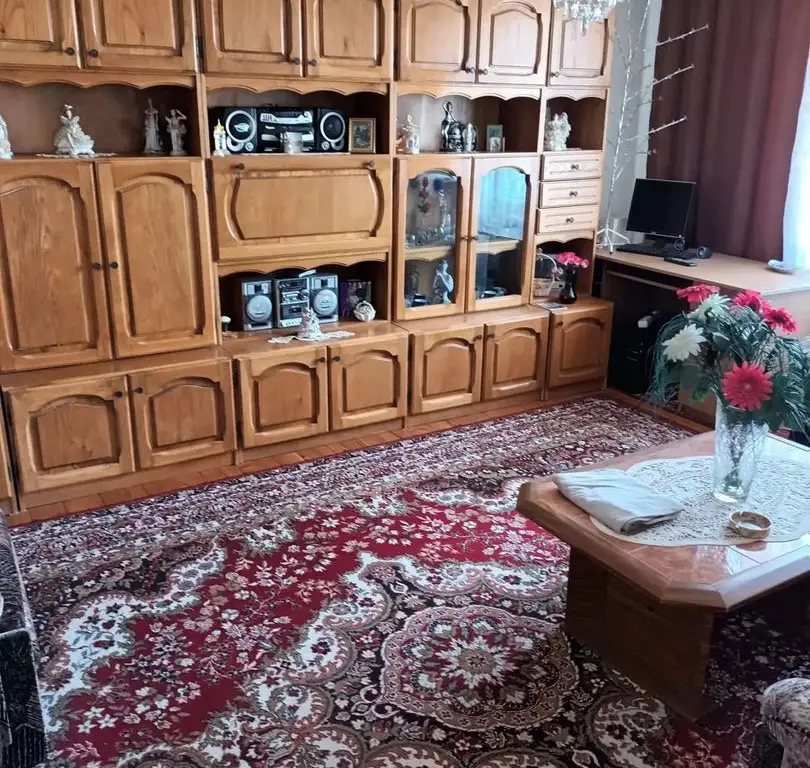 Casă de vânzare