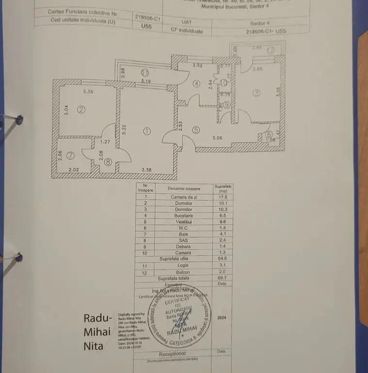 Apartament cu trei camere